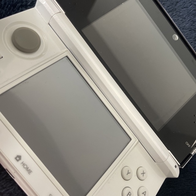 ニンテンドー3DS(ニンテンドー3DS)の3DS 本体　オメガルビー　ハートゴールド エンタメ/ホビーのゲームソフト/ゲーム機本体(携帯用ゲーム機本体)の商品写真