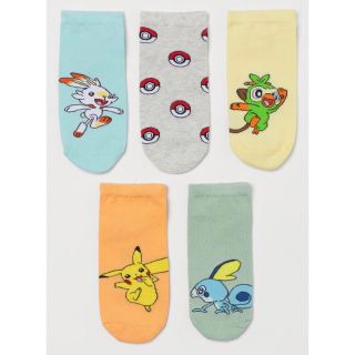 エイチアンドエム(H&M)のH&M ポケモン　くつ下　20-22cm(キャラクターグッズ)