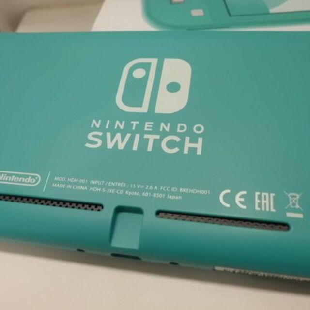 Nintendo Switch(ニンテンドースイッチ)のNintendo Switch Lite Turquoise任天堂スイッチライト エンタメ/ホビーのゲームソフト/ゲーム機本体(携帯用ゲーム機本体)の商品写真