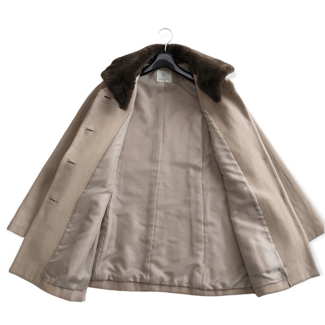 kumikyoku（組曲）(クミキョク)の組曲 ウール100% Aラインコート ファー着脱可 ベージュ 上品 レディースのジャケット/アウター(ロングコート)の商品写真