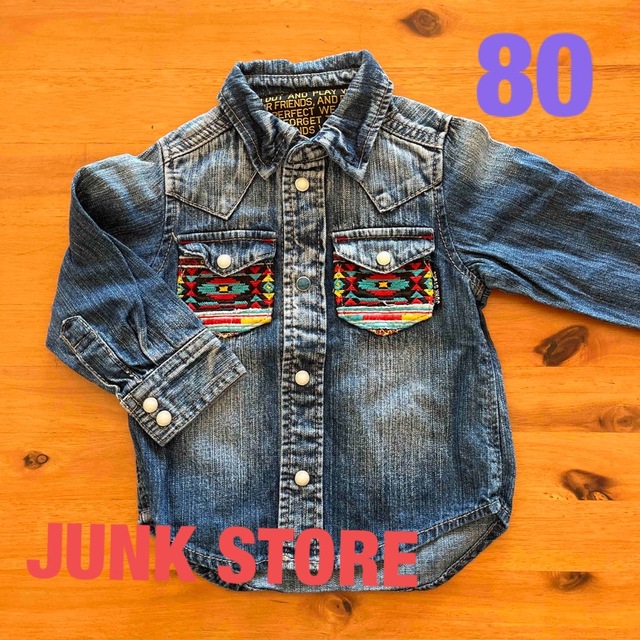 JUNK STORE(ジャンクストアー)のキッズデニムシャツ 80 キッズ/ベビー/マタニティのキッズ服男の子用(90cm~)(ジャケット/上着)の商品写真