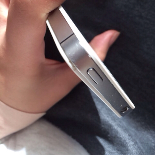 iPhone Whiteの通販 by aripoyoyon's shop|ラクマ 4S 16GB 国産最新品