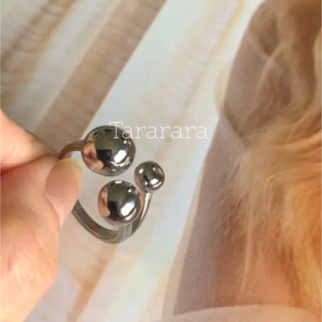 ●stainless 3ball ring S●金属アレルギー対応 レディースのアクセサリー(リング(指輪))の商品写真