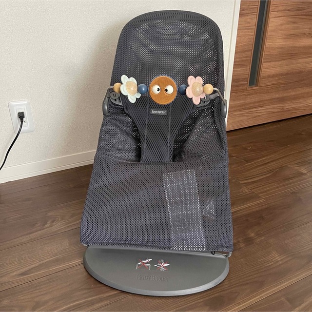 BABYBJORN   ベビービョルン バウンサーBlissAir アンスラサイトの通販