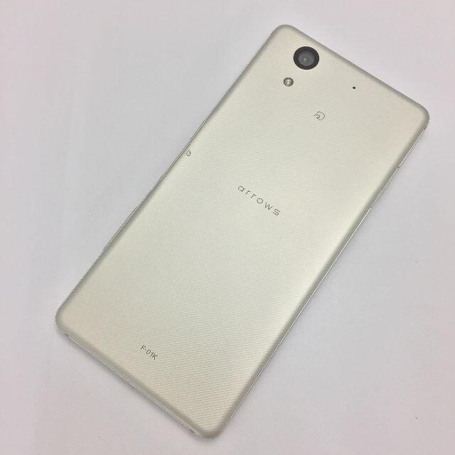 arrows(アローズ)の【A】F-01K/arrows NX F-01K/359664080702905 スマホ/家電/カメラのスマートフォン/携帯電話(スマートフォン本体)の商品写真