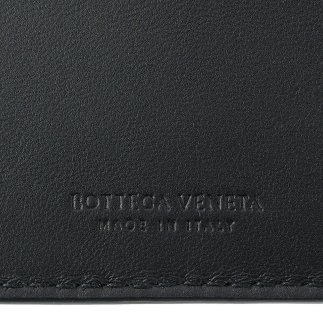 Bottega Veneta(ボッテガヴェネタ)の新品 ボッテガヴェネタ BOTTEGA VENETA 2つ折り財布 バイフォールドウォレット ネロ メンズのファッション小物(折り財布)の商品写真