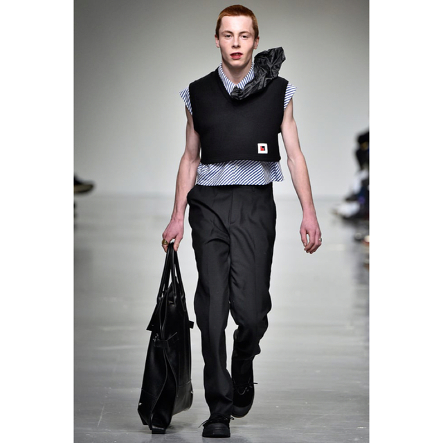 RAF SIMONS(ラフシモンズ)のXANDER ZHOU 17aw wool vest メンズのトップス(ベスト)の商品写真