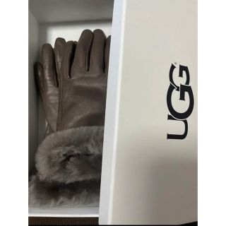 アグ(UGG)のUGG CLASSIC LTHR SHORTLY TECH GLV(手袋)