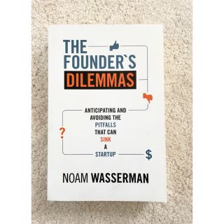 洋書 The Founder's Dilemmas 起業家はどこで選択を誤るのか(洋書)