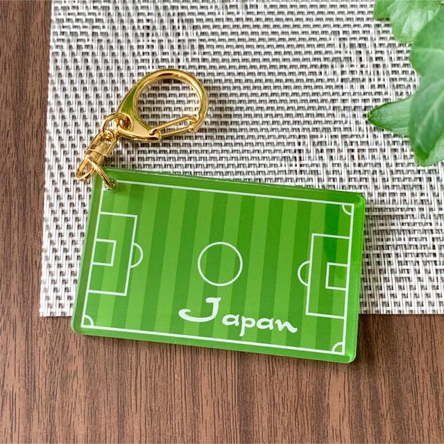 【送料無料】サッカーフィールド風 キーホルダー グリーンVer. soccer  メンズのファッション小物(キーホルダー)の商品写真