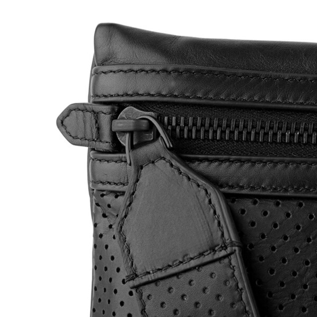 Bottega Veneta - 新品 ボッテガヴェネタ BOTTEGA VENETA クラッチ