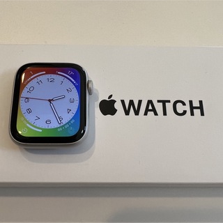 アップル(Apple)のApple Watch SE 44mm 極美品 バッテリー98% シルバー (その他)