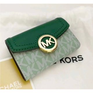 マイケルコース(Michael Kors)のマイケルコース  6連 キーケース グリーン 保存袋つき(キーケース)