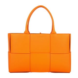 ボッテガヴェネタ(Bottega Veneta)の新品 ボッテガヴェネタ BOTTEGA VENETA トートバッグ ARCO TOTE アルコ オレンジ(トートバッグ)