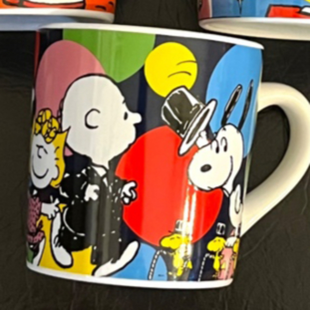 PEANUTS(ピーナッツ)のケンタッキー　スヌーピー　マグカップ　レア　新品 インテリア/住まい/日用品のキッチン/食器(グラス/カップ)の商品写真