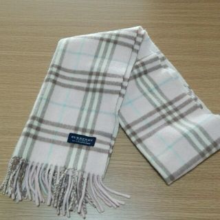 バーバリー(BURBERRY)のゆみみ様専用　バーバリーのマフラー(マフラー/ショール)