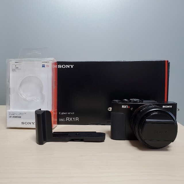 SONY Cyber-shot DSC-RX1R おまけ付 フルサイズ コンデジ