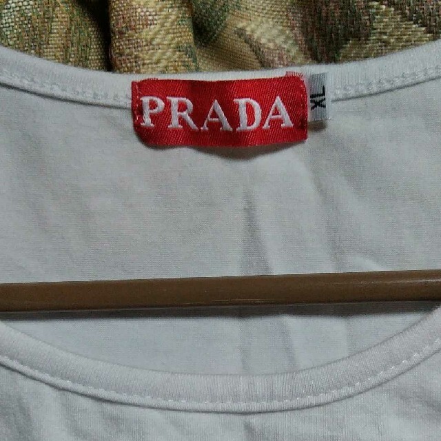 PRADA　Tシャツ　美品