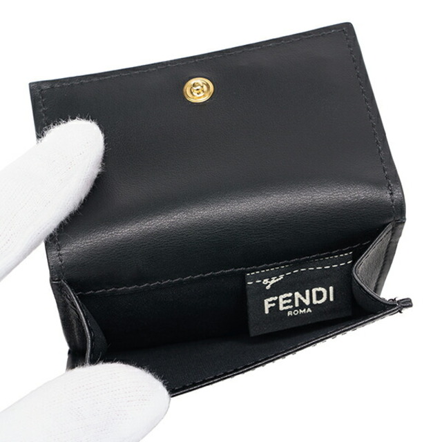 FENDI(フェンディ)の新品 フェンディ FENDI 3つ折り財布 クレヨンズ ネロ/オロソフト レディースのファッション小物(財布)の商品写真