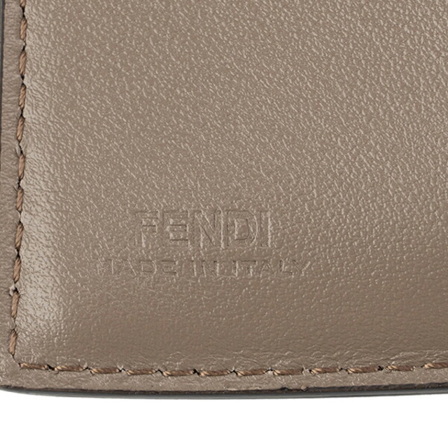 FENDI(フェンディ)の新品 フェンディ FENDI 3つ折り財布 フェンディ ローマ タルトゥフォ/オロソフト レディースのファッション小物(財布)の商品写真