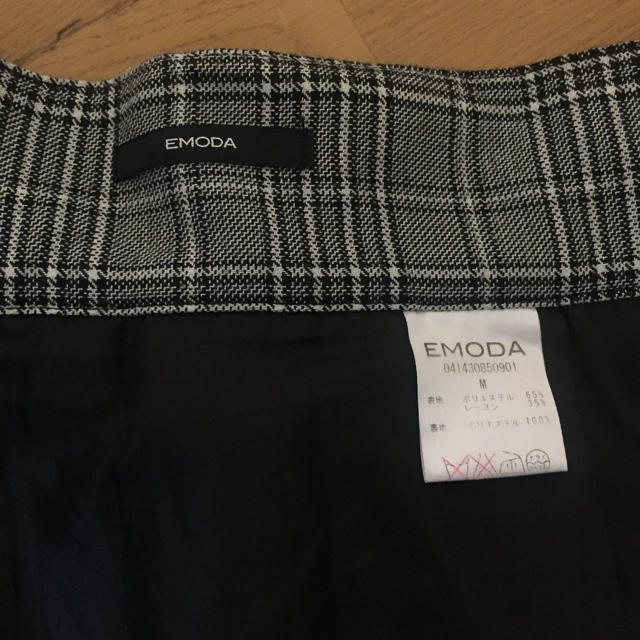 EMODA(エモダ)のEMODA 巻きスカート レディースのスカート(ひざ丈スカート)の商品写真