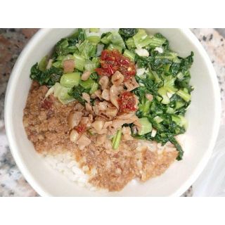 値下げ ルーローハン缶詰3個 お買得 滷肉飯 台湾グルメ お取り寄せ　お土産(缶詰/瓶詰)