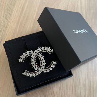 CHANEL  ブローチ　限定品　非売品　（訳あり。お値下げ致しました)