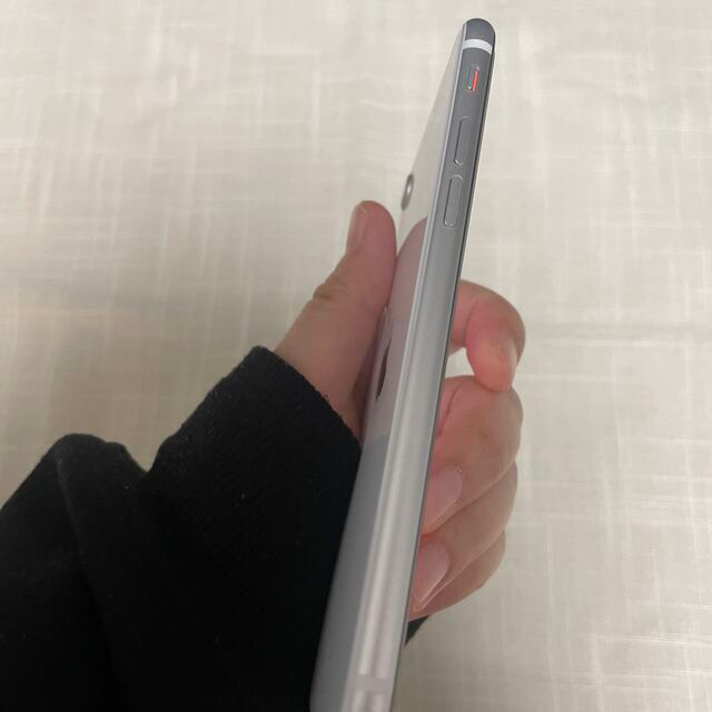 【超美品！】iPhoneSE 第2世代 64GB ホワイト