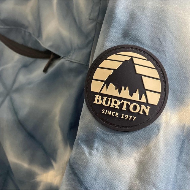 BURTON(バートン)のburtonスノーボードジャケットバートンウィメンズ スポーツ/アウトドアのスノーボード(ウエア/装備)の商品写真