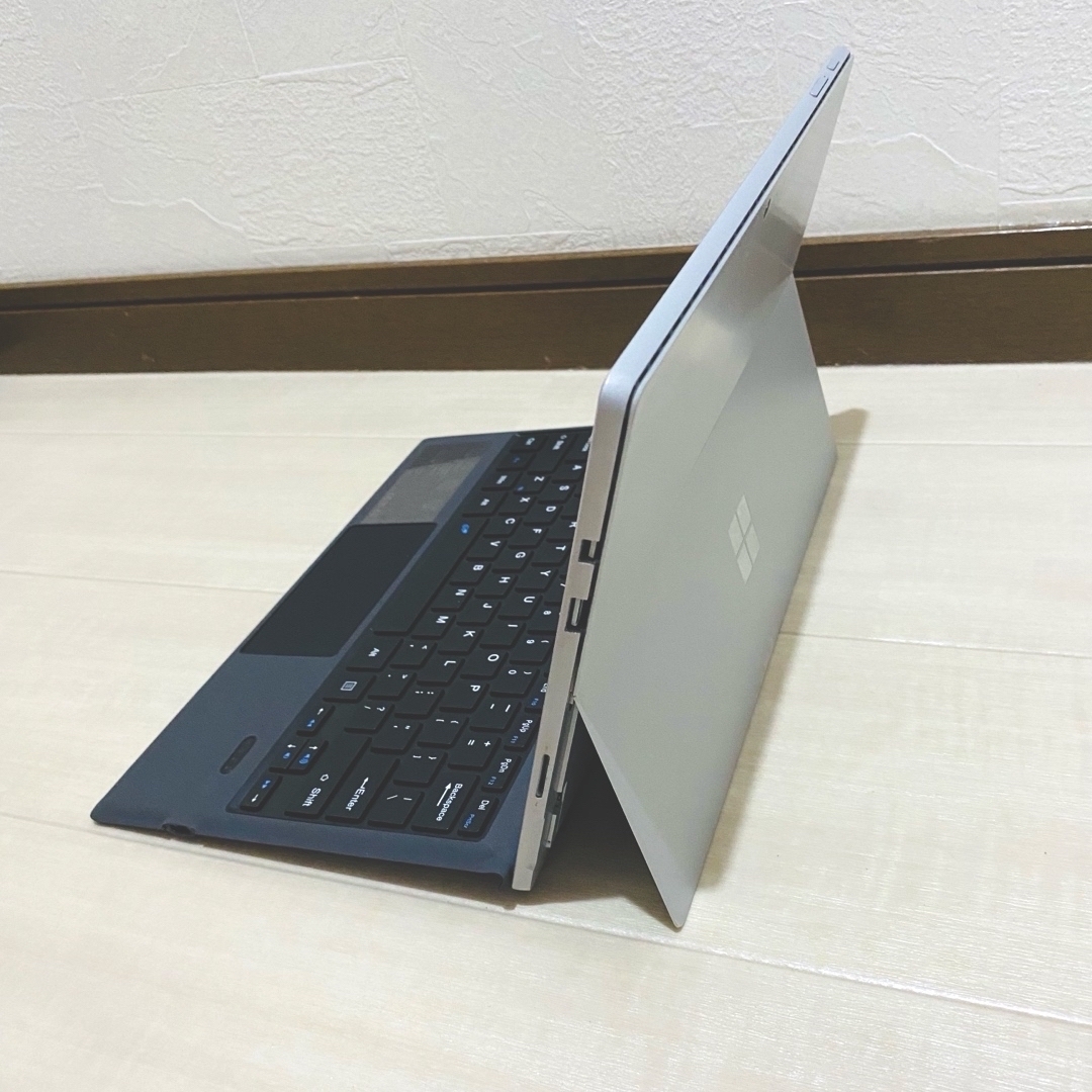 Microsoft(マイクロソフト)の【良品】Surface Pro 5 i5 8GB 256GB Windows11 スマホ/家電/カメラのPC/タブレット(ノートPC)の商品写真