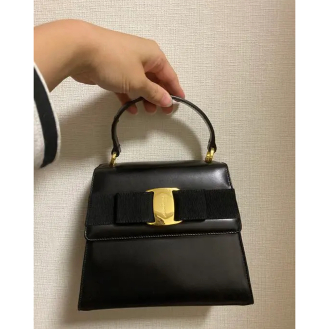 Ferragamo(フェラガモ)のりつこ様専用 メンズのバッグ(ショルダーバッグ)の商品写真