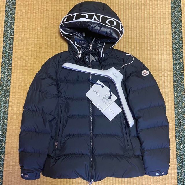 海外 正規品】 MONCLER モンクレール ショートダウンジャケット 22AW