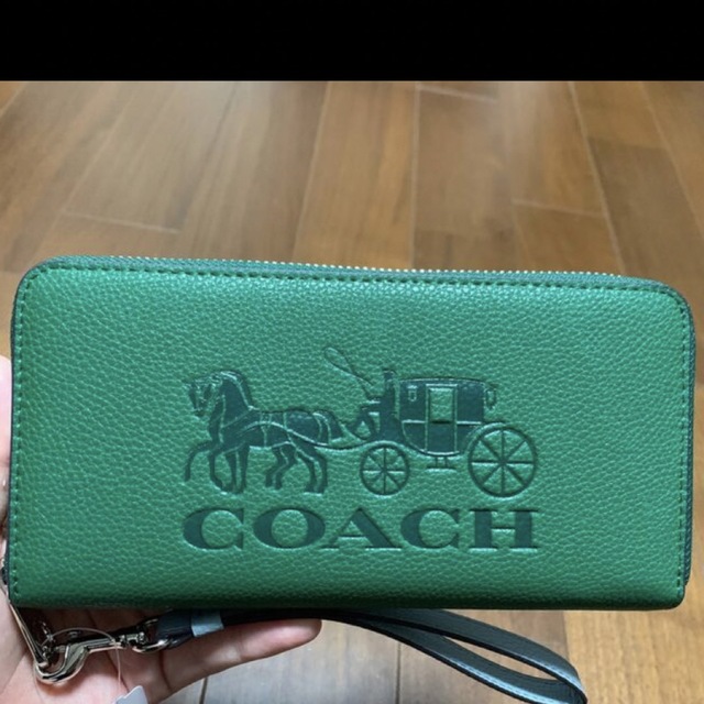 COACH(コーチ)のコーチ　　5889 長財布　緑　グリーン　コーチ　馬車　モチーフ メンズのファッション小物(長財布)の商品写真