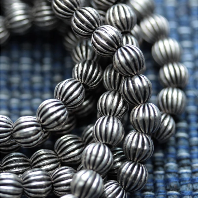 *Afghan：white metal vintage beads