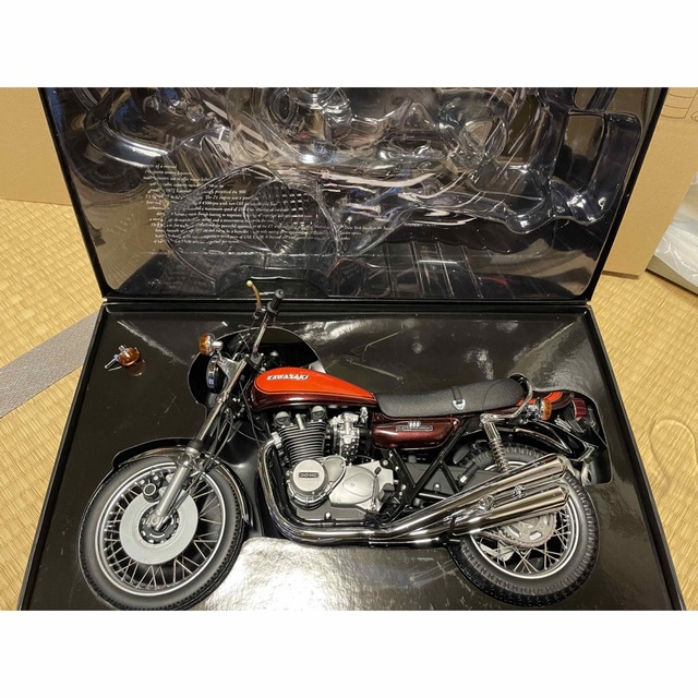 ミニチャンプス　pma Z1 Kawasaki 1:6スケール　訳あり