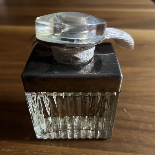 Chloe(クロエ)のクロエ オーデパルファム 75mi ブルガリ シャネル  ジョーマローン dio コスメ/美容の香水(香水(女性用))の商品写真