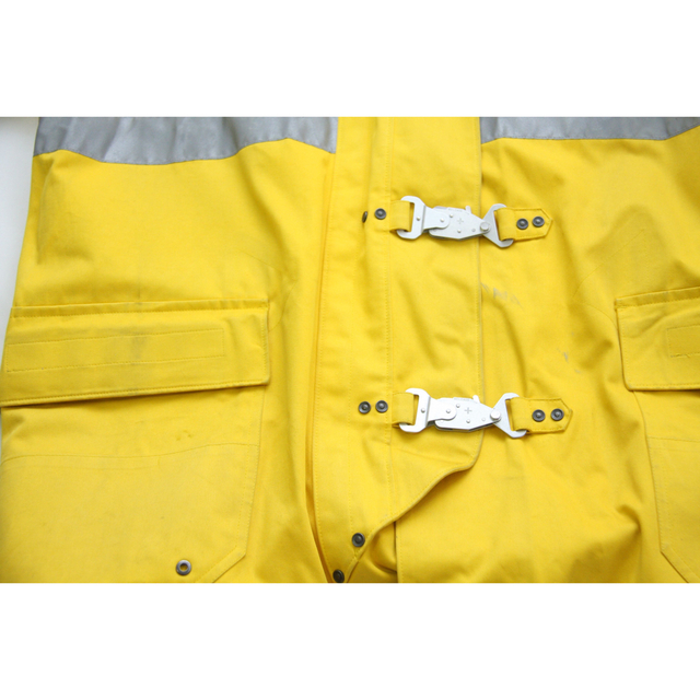 POLO RALPH LAUREN(ポロラルフローレン)の【vintage】90s POLO SPORT ファイアーマンジャケット　激レア メンズのジャケット/アウター(ミリタリージャケット)の商品写真