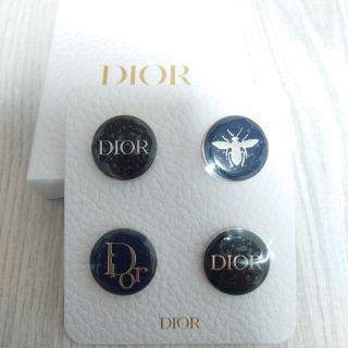 ディオール(Dior)のピンバッジ🐝💙非売品(その他)