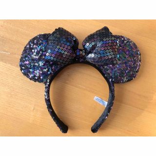 ディズニー(Disney)の美品　ディズニー　カチューシャ　スパンコール　紫(カチューシャ)