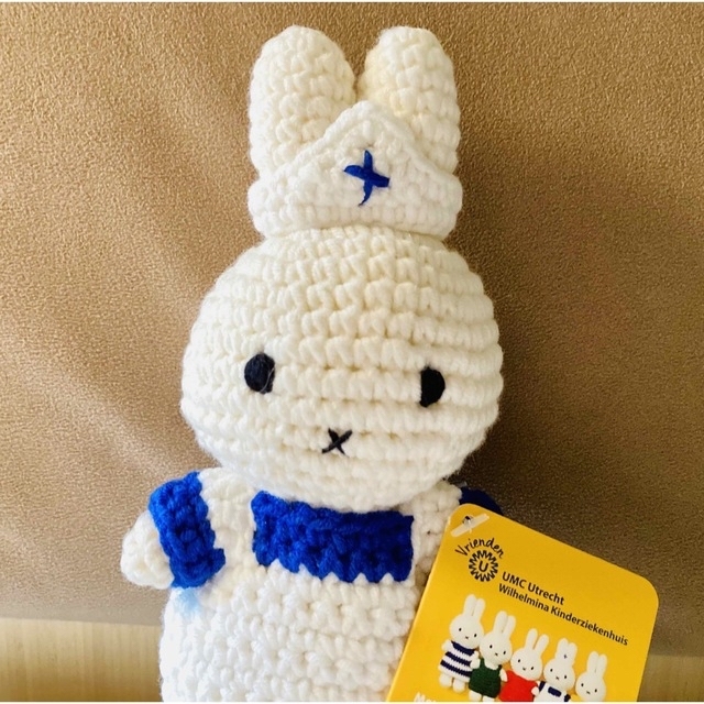 miffy(ミッフィー)のおばり様専用お顔確認付オランダミッフィー看護師ナースあみぐるみ19cm ハンドメイドのぬいぐるみ/人形(あみぐるみ)の商品写真