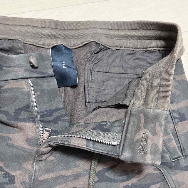 AKM(エイケイエム)のAKM/迷彩ハーフパンツ メンズのパンツ(ショートパンツ)の商品写真