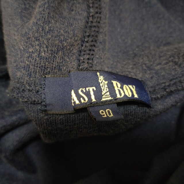 EASTBOY(イーストボーイ)の男の子　女の子　EASTBOY　ベロア　フード付き　アウター　90 キッズ/ベビー/マタニティのキッズ服男の子用(90cm~)(ジャケット/上着)の商品写真