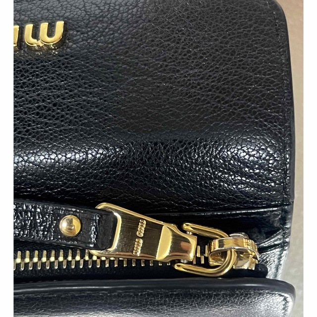 miumiu(ミュウミュウ)のMIU MIU財布 レディースのファッション小物(財布)の商品写真