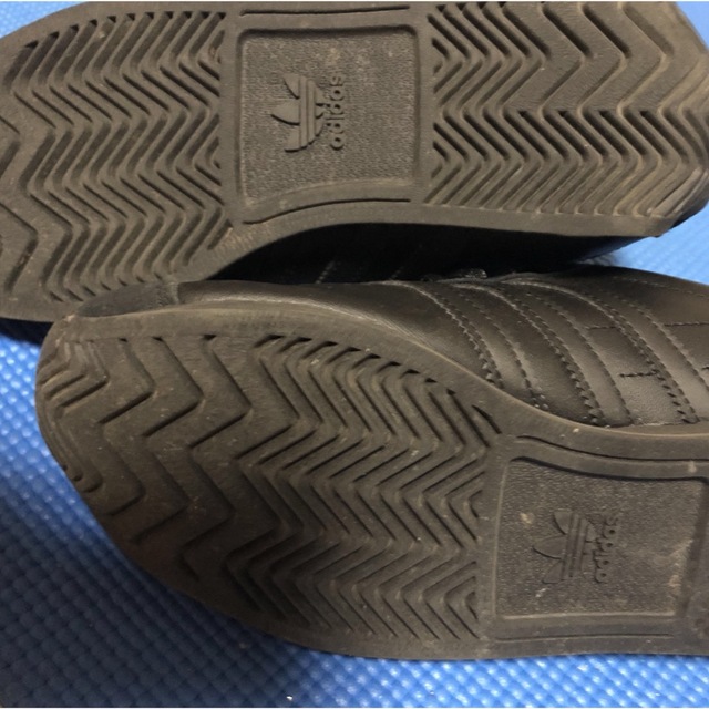 adidas(アディダス)のadidas アディダス　GX2507 ブラック　黒 レディースの靴/シューズ(スニーカー)の商品写真