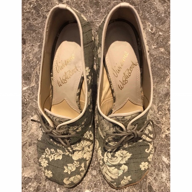 Vivienne Westwood(ヴィヴィアンウエストウッド)のVivienne Westwood 猫足ハイヒール レディースの靴/シューズ(ハイヒール/パンプス)の商品写真