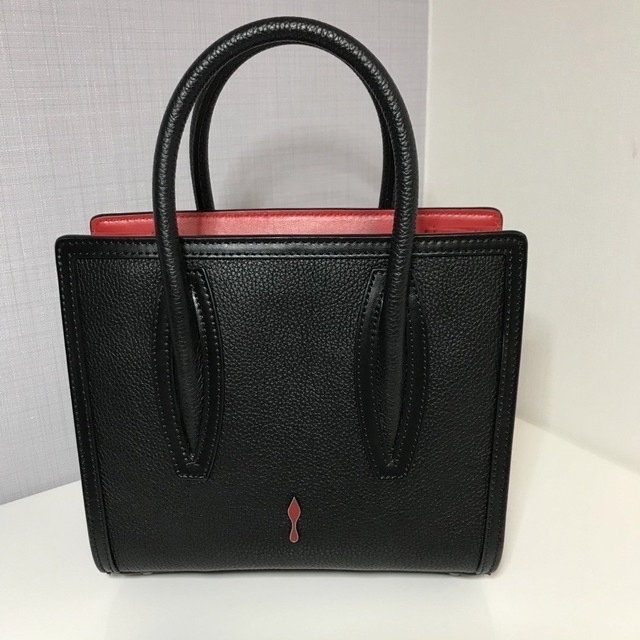 Louboutin Paloma S miniグレインレザー