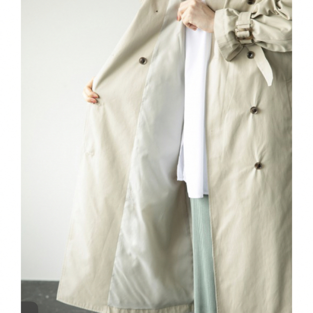 LOWRYS FARM(ローリーズファーム)の襟スタンド　トレンチ コート　ベージュ レディースのジャケット/アウター(トレンチコート)の商品写真