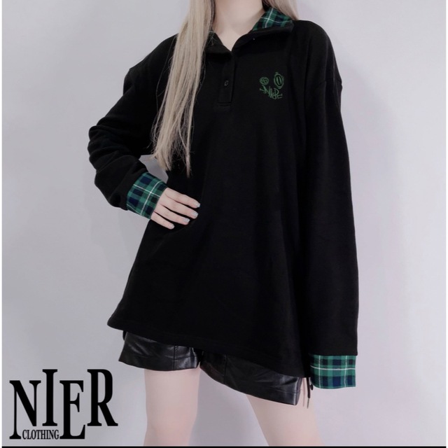 NieR 内側防寒仕様2WAY NECK PULLOVER【サイドポケット付き】 レディースのトップス(トレーナー/スウェット)の商品写真