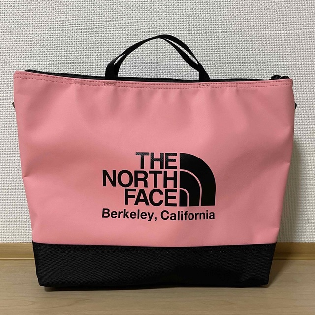 THE NORTH FACE(ザノースフェイス)のノースフェイス　ショルダーバッグ メンズのバッグ(ショルダーバッグ)の商品写真