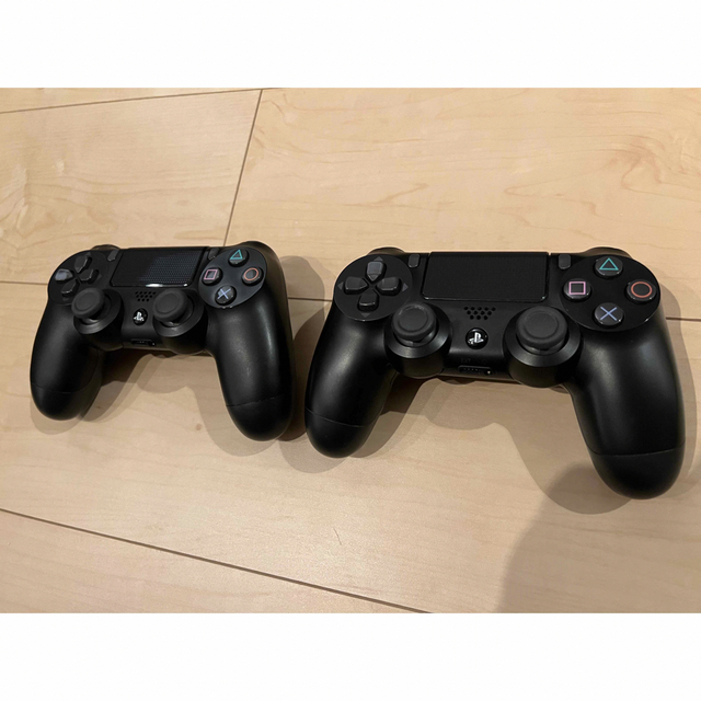 PlayStation 4 CUH2200a ジェットブラック500GB